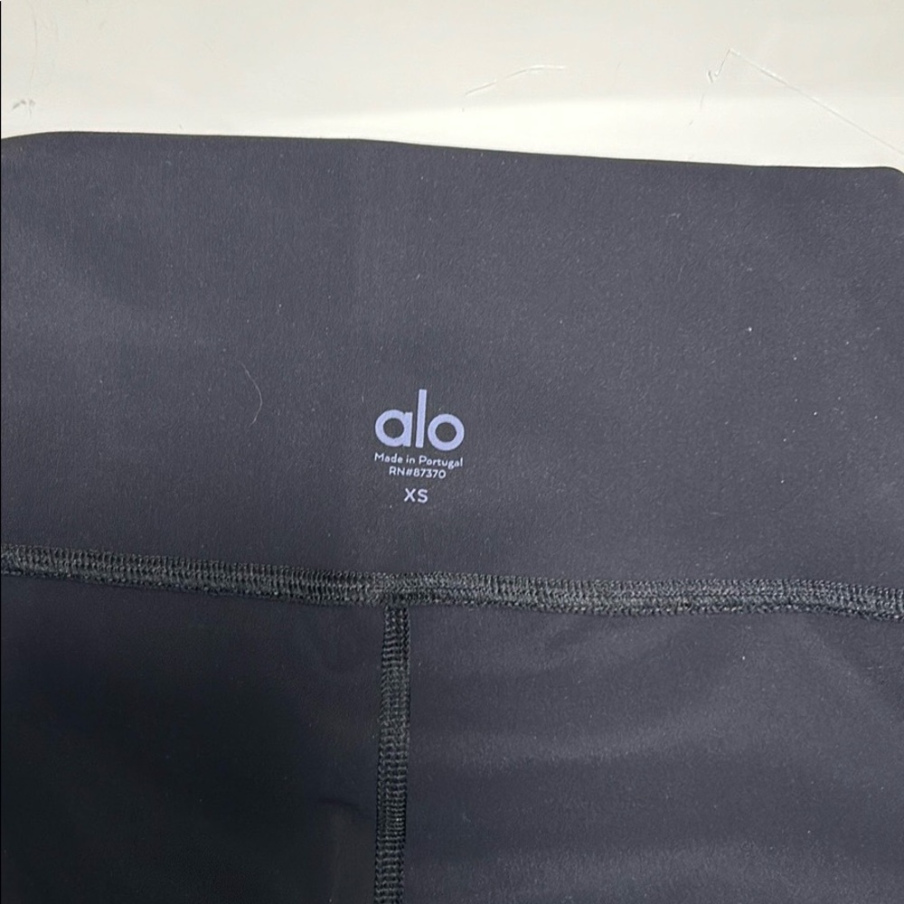 Alo Yoga High Waist Solid Vapor Legging - Picture 7 of 7